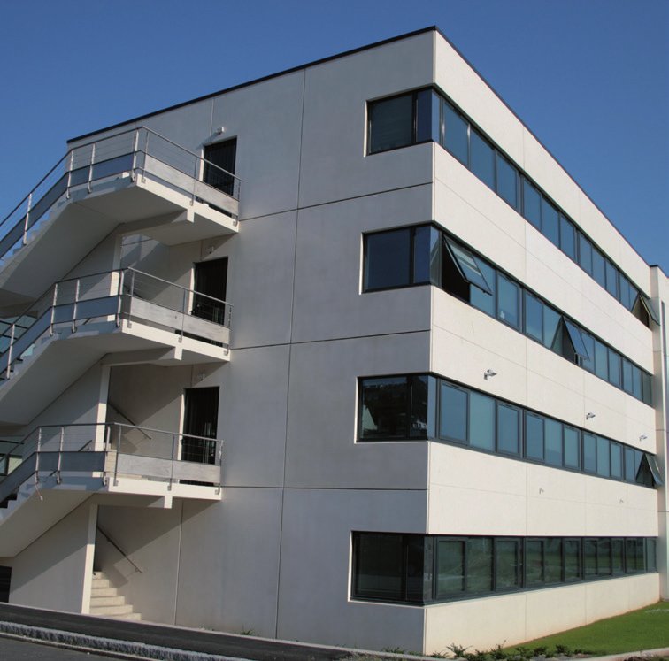 Siège social Mon Expert Photovoltaïque — Bâtiment Regus, Le Mans